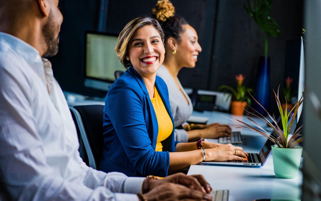¿Cómo influye la Felicidad en el Trabajo en la productividad y los resultados de las empresas?
